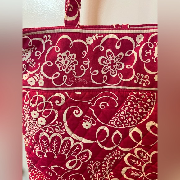 Vera Bradley Twirley Birds Pink Floral Tote Bag EUC- No Call Outs 14 W/ 26 L - Picture 5 of 7
